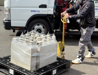 コンデンサ回収へ！のサムネイル画像
